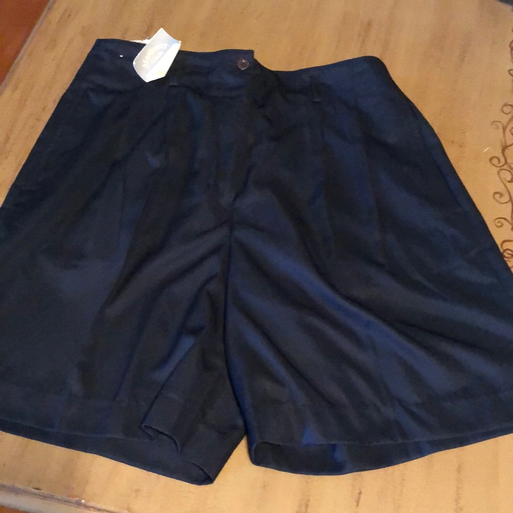 Monterey Club Navy pleated front shorts